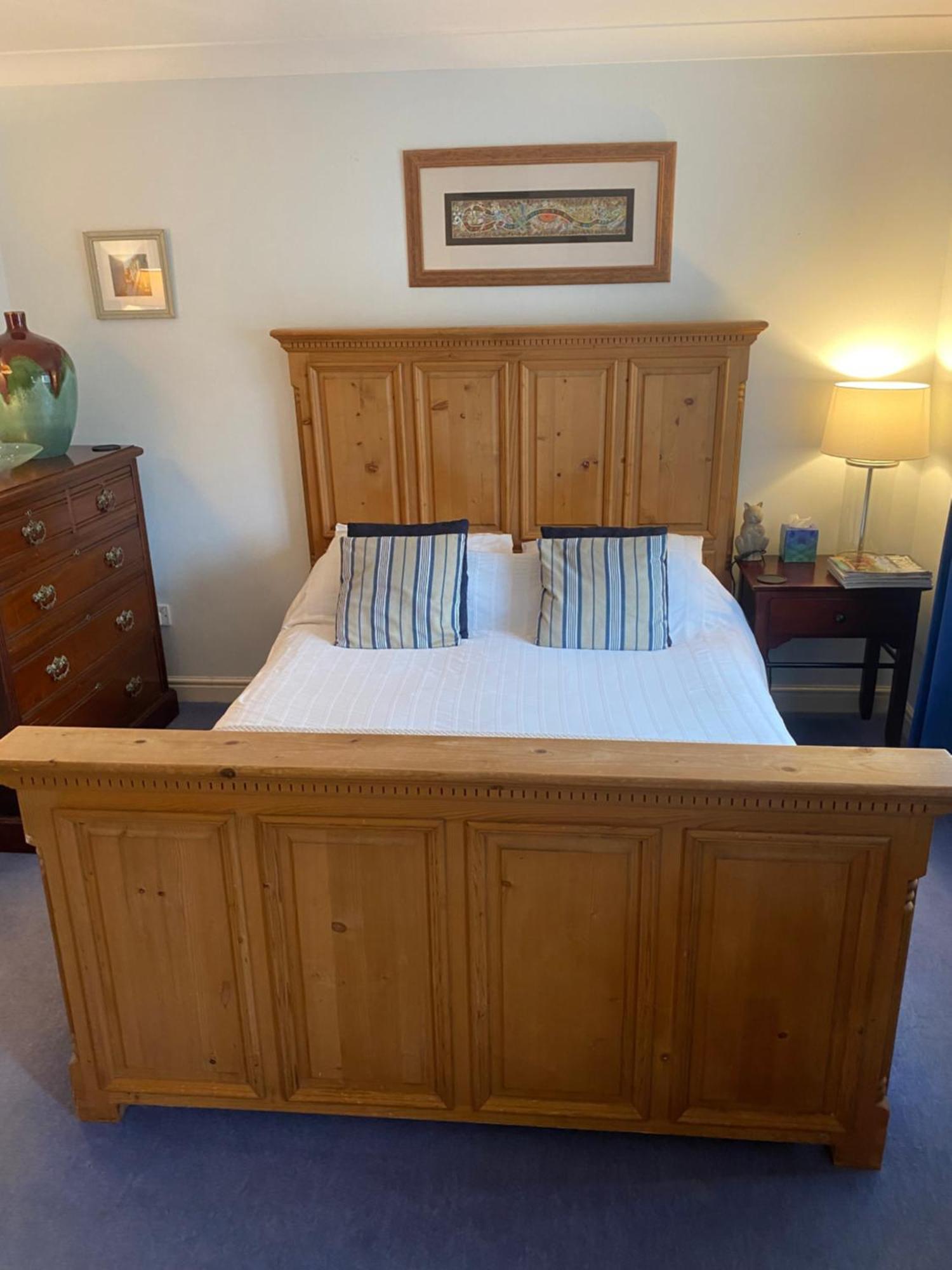 Beautiful Private Room With Kingsize Bed And Large Private En-Suite Питерборо Екстериор снимка